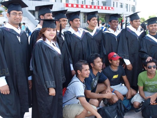 Indian Students Graduation day (2).jpg